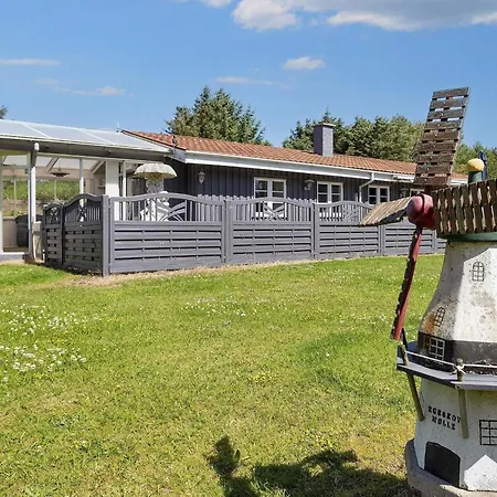 Iv Holiday home Lokken